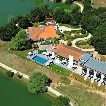Les Jardins Du Lac Trizay Екстериор снимка